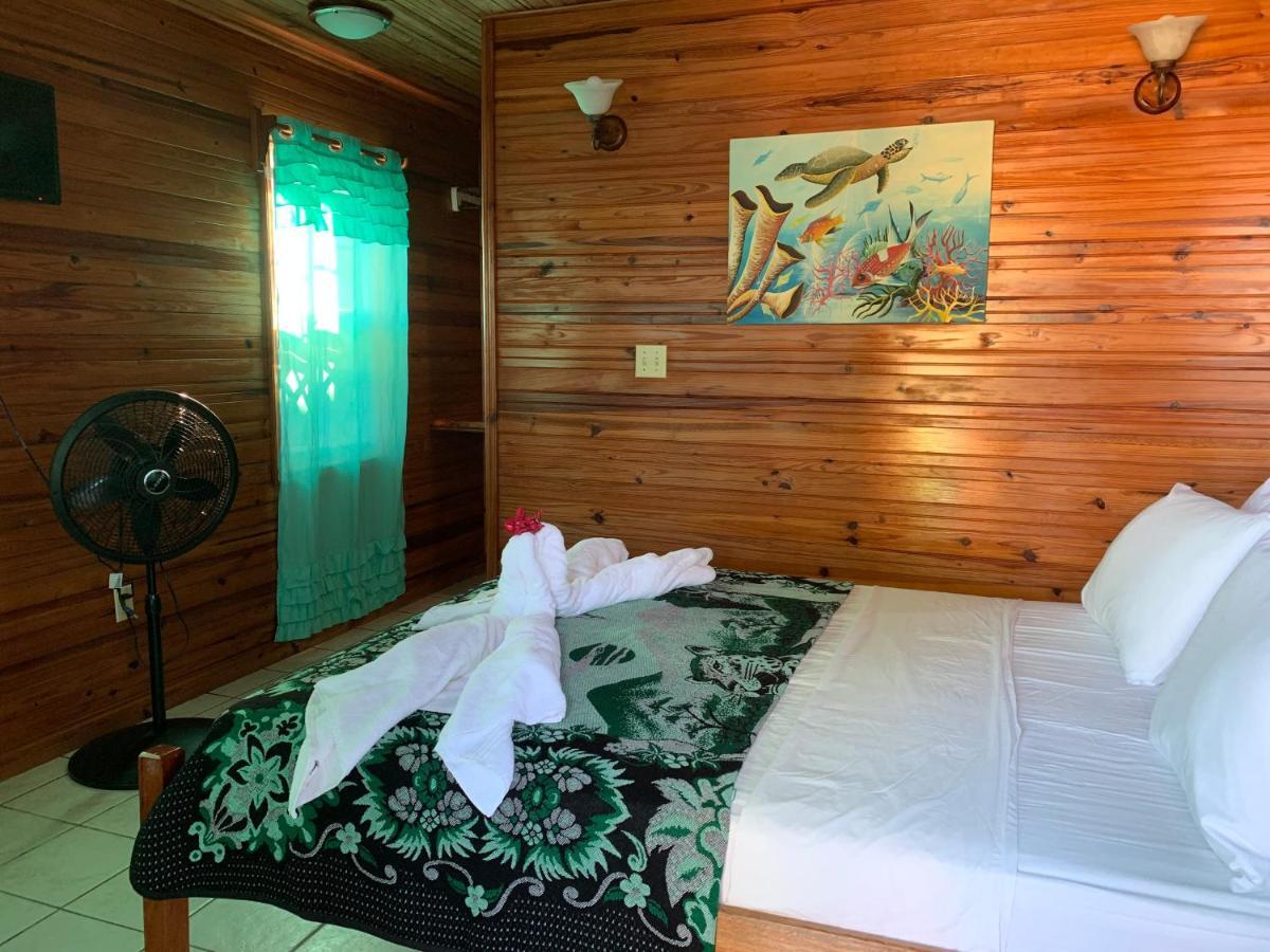 Blue Wave Guest House Cayo Caulker Exterior foto